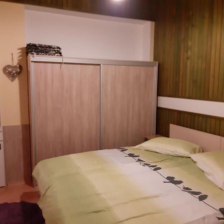Apartments And Rooms Knez ปอร์โตรอซ ภายนอก รูปภาพ