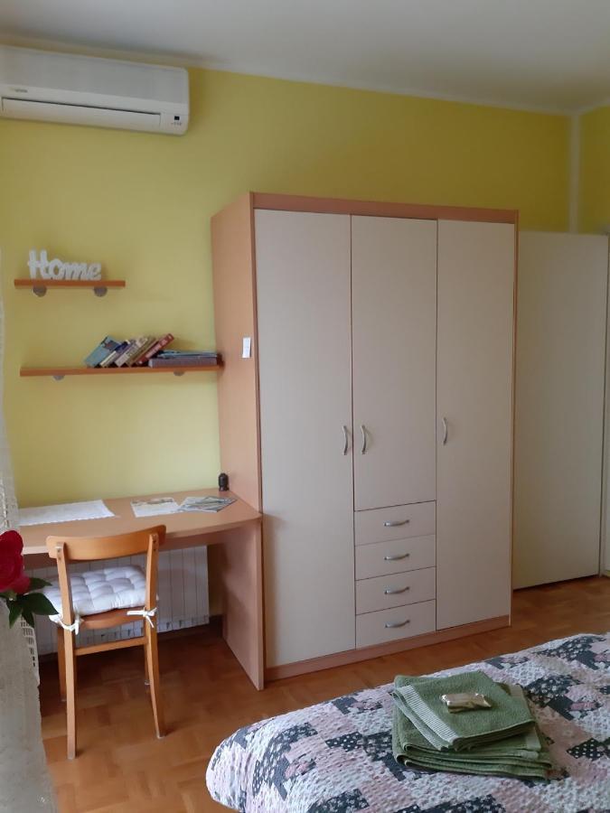 Apartments And Rooms Knez ปอร์โตรอซ ภายนอก รูปภาพ