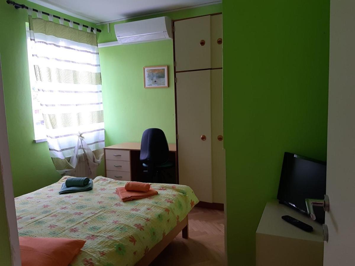 Apartments And Rooms Knez ปอร์โตรอซ ภายนอก รูปภาพ